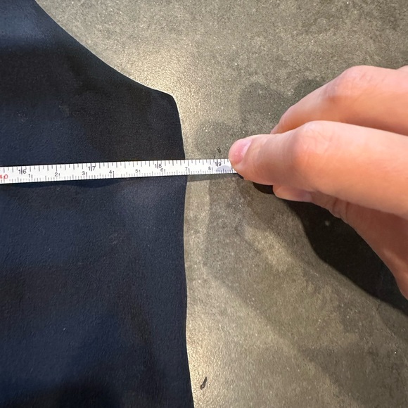 Navy silk top - Picture 5 of 6